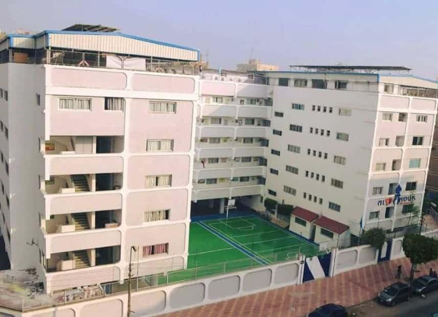 مدرسة الفاروق الاسلامية للغات