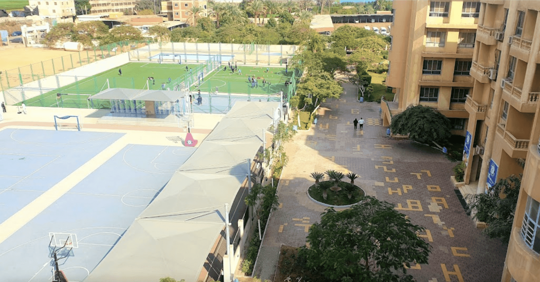 مدرسة رويال هاوس للغات